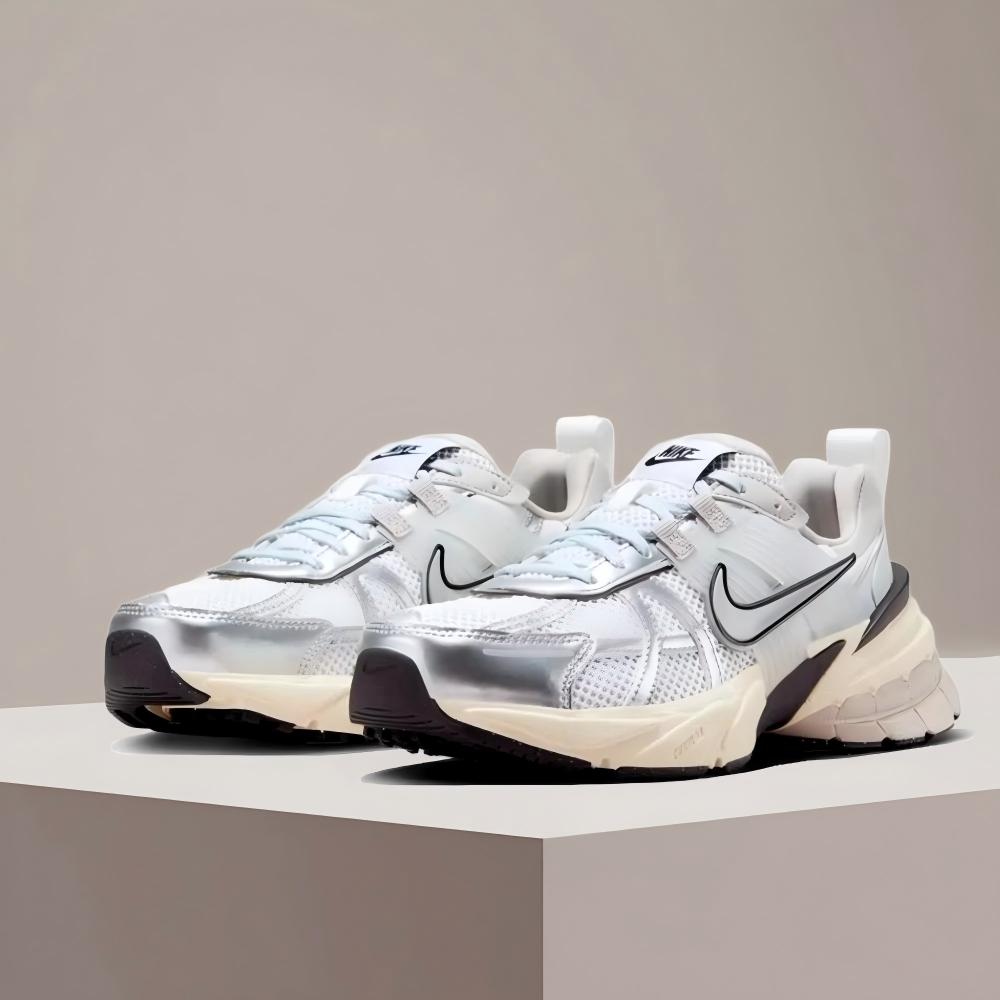 Women Shoes Nike - Nike V2K RUN Women's Retro-Inspired Versatile