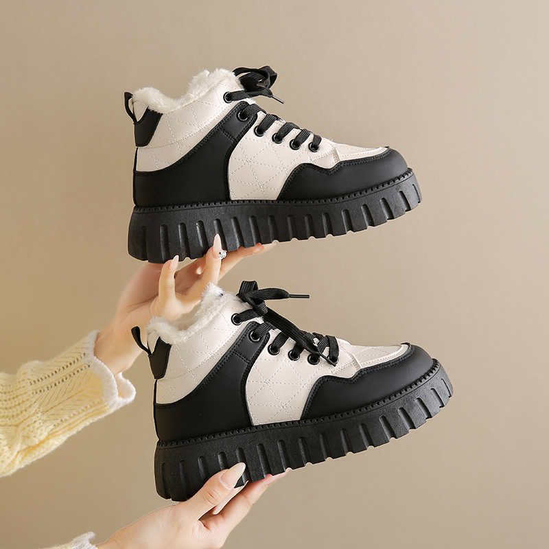 Women Shoes Types - Low Top Without Heel Women's Shoes